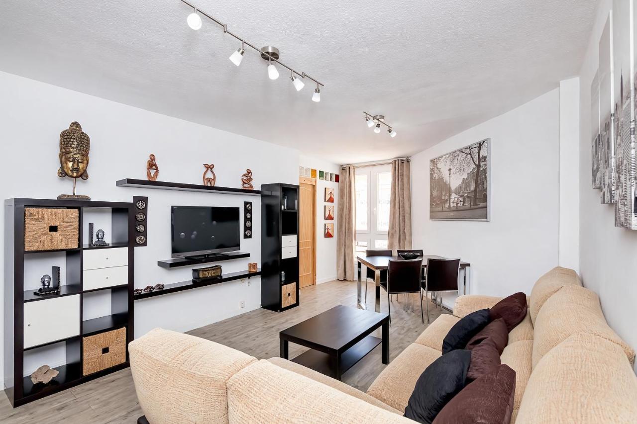 Bhost - Roca Castle Apartment Torremolinos Exterior photo