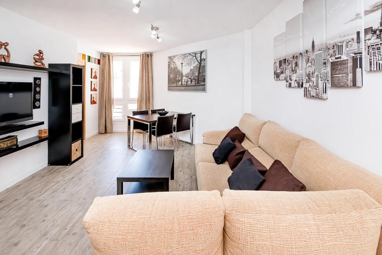 Bhost - Roca Castle Apartment Torremolinos Exterior photo
